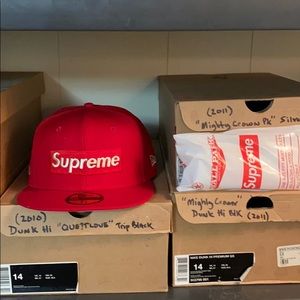 Supreme x New Era 7 1/2 and supreme poncho